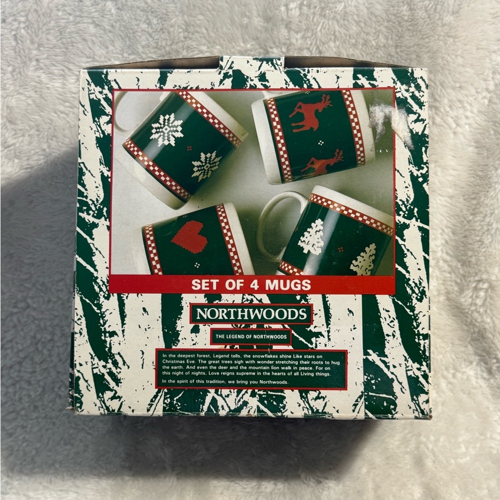 Northwoods Christmas Theme Green Set 4 Cups Mugs